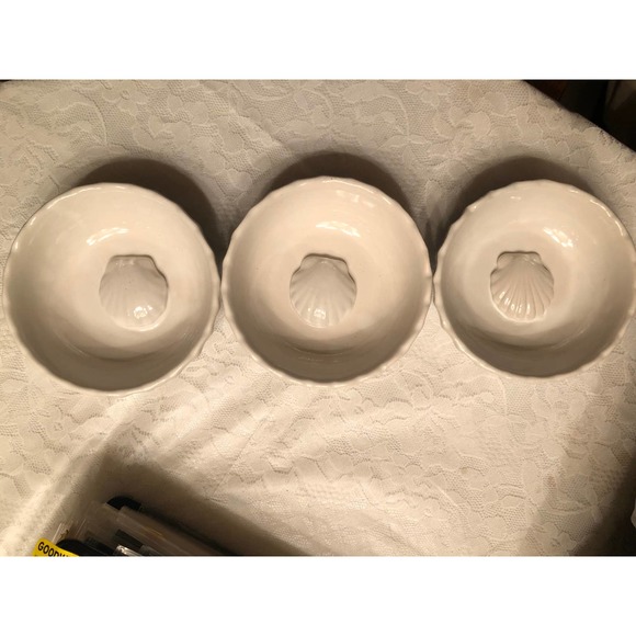 White Scallop Shell Bowls Sushi - Picture 1 of 4